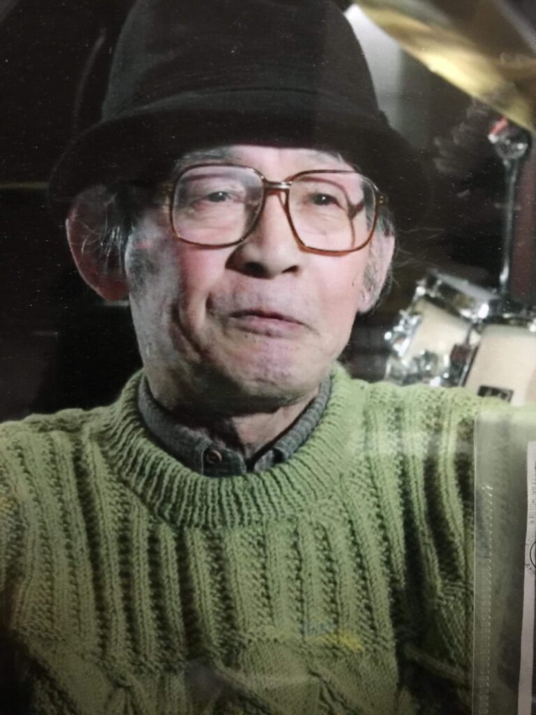 内田修氏