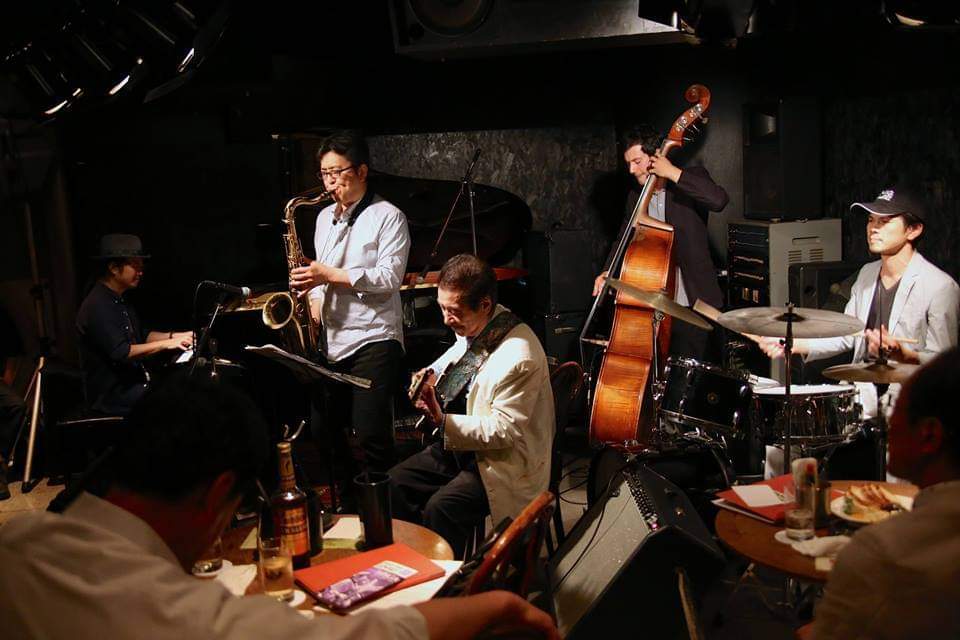 ｢ブルースなくして」